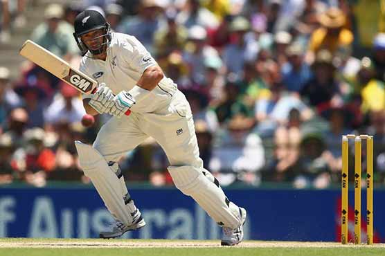 Record-breaking Taylor keeps second Test alive