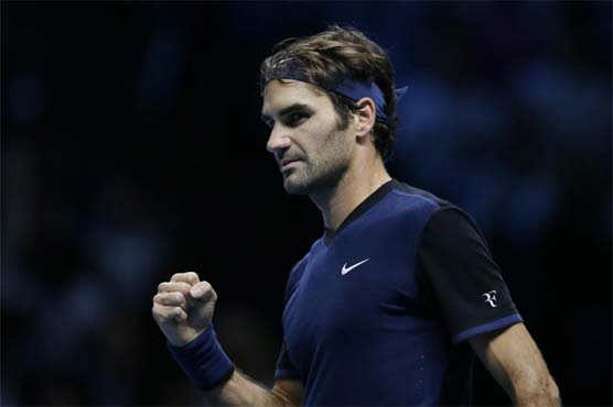 Tennis: Federer floors Djokovic for semi-finals spot