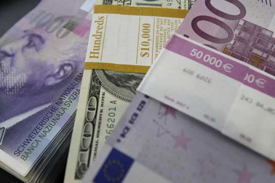 Dollar holds strength against Euro in Asian trade 