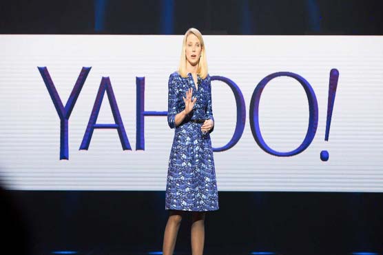 Pressure for Yahoo turnaround puts squeeze on Mayer