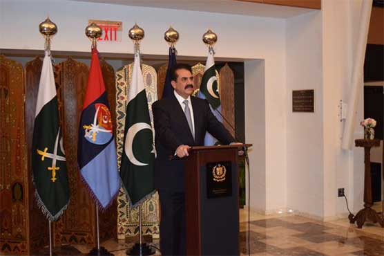 Pakistan to take war on terror to its logical conclusion, COAS tells Pak community