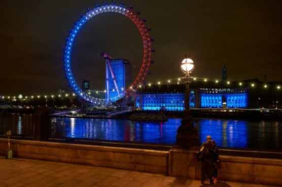 British shops and attractions see drop after Paris attacks