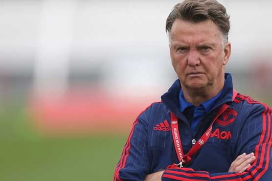 Football: Last 16 in view for Van Gaal's hardy Man Utd