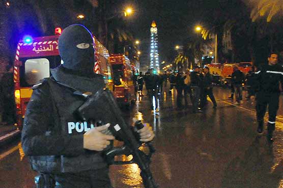 Blast targeting Tunisia presidential guard bus kills 12