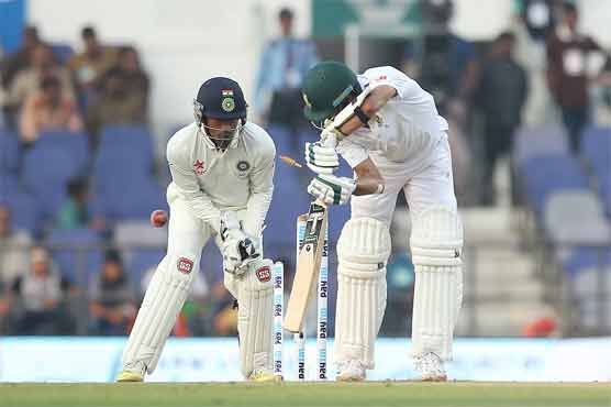 South Africa lose early wickets after restricting India to 215