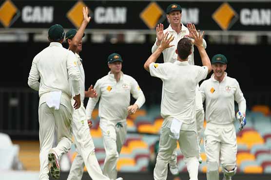 New Zealand all out 208, Australia chase 187 to win