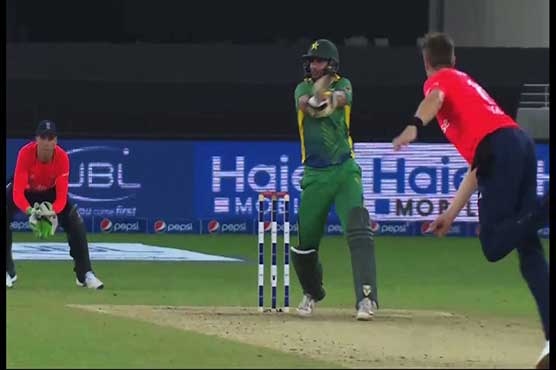 Live - England win 3rd T20 in super over