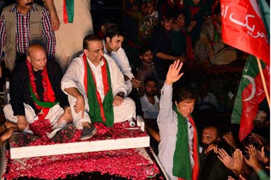 NA-122 by-election: Police direct Imran Khan to limit movement amid terror threat