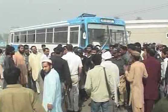 Multan: University bus collides with bike, kills youth
