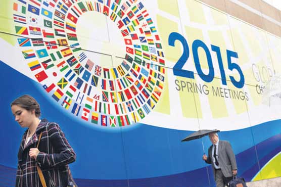 IMF cuts world growth forecast for 2015 and 2016 