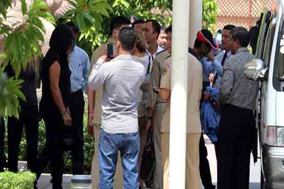 Australia in talks with Philippines to resettle refugees