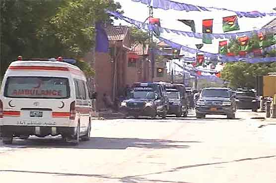 Bilawal Bhutto reaches Nawab Shah, rallies workers for LB polls