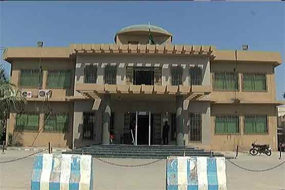 Inter Board Karachi: Chairman tells officials not to listen to Nazim Examinations 