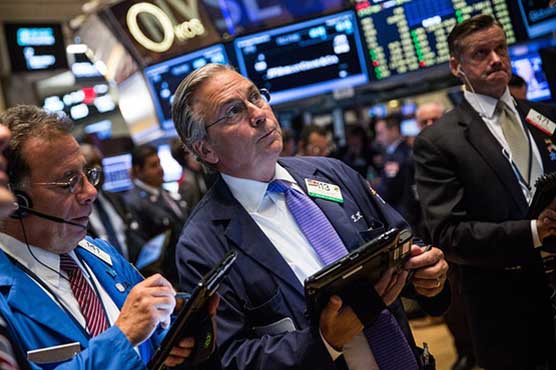 US stocks edge up despite weak Alcoa earnings