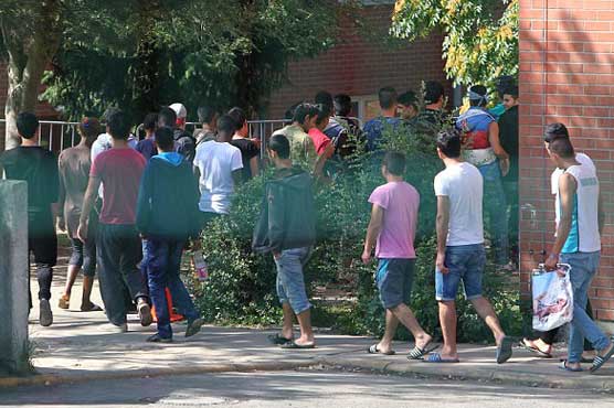 20 migrants take Berlin's refugee registration centre to court