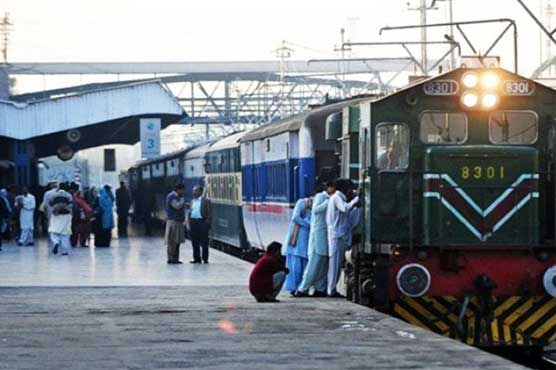 Pakistan 'deports' 72 stranded Indian passengers 