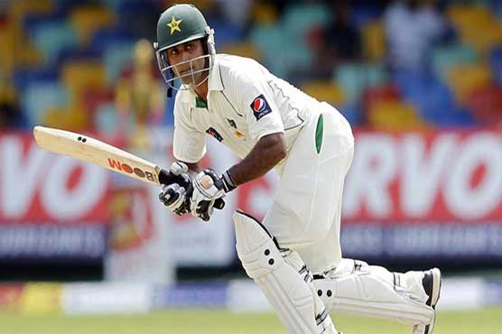 Hafeez, Malik steady Pakistan in first Test