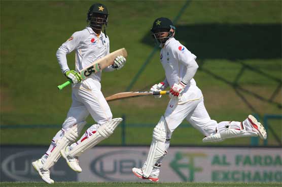 Pakistan 286-4 at close on day one