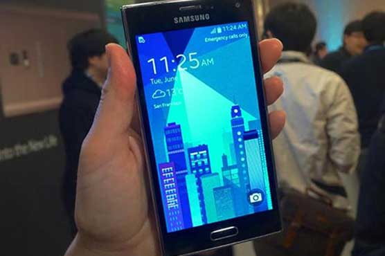 Samsung unveils second Tizen-powered smartphone