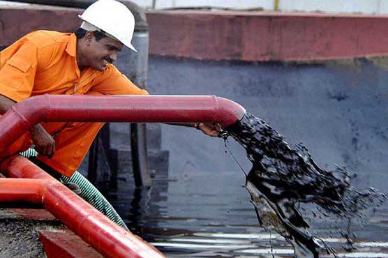 Oil prices mixed in Asia as supply worries return