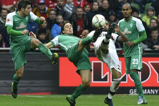 Football: Relentless Bayern make it record nine in a row