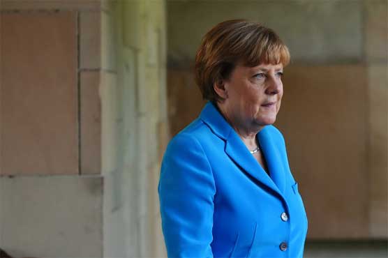 Merkel heads to Turkey over migrant crisis