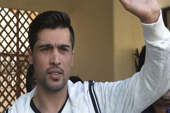 Bangladesh contract excites returning Amir