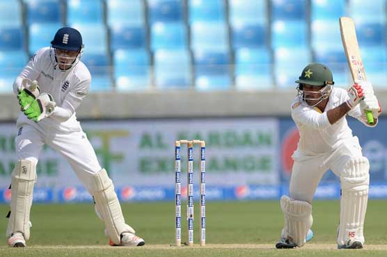 Pakistan bowled out for 378 in second Test