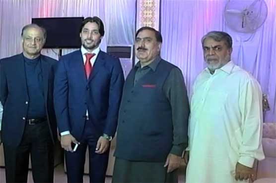 Cricketers, politicians attend espousal as Anwar Ali ties nuptial knot