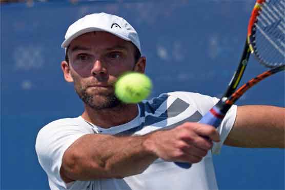 Tennis: Karlovic sends Wawrinka to eighth Basel opening loss
