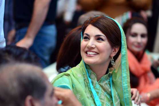 #RehamKhan tops Pakistan trends, second in worldwide Twitter