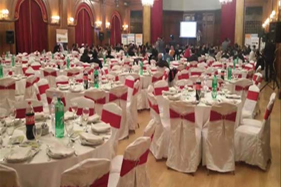 PTI workers boycott conference in London, Reham leaves without speaking 