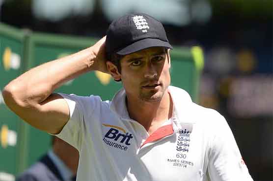 Cook plays down spat with Shane Warne