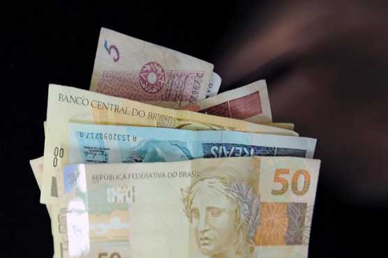 Brazil government budget goes into the red