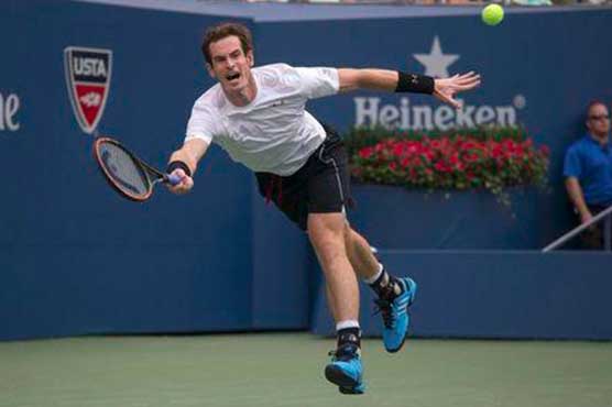 Murray overcomes two-set deficit in New York heat