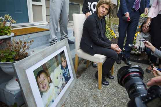 Drowned Syrian boy shows need to stop boats: Australian PM