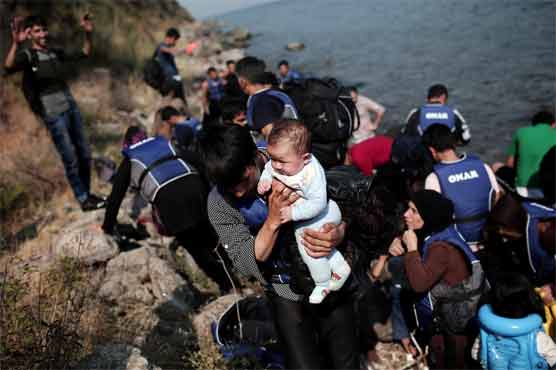 EU under pressure to agree binding refugee quotas as ministers meet