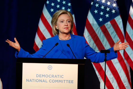 No Clinton apology over her use of private email 