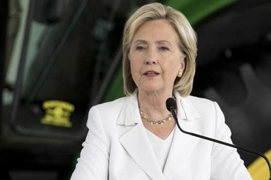 Clinton says 'sorry' for email confusion, says she wasn't thinking