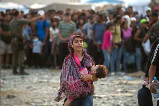 Europe tracks army of 30,000 migrant smugglers 