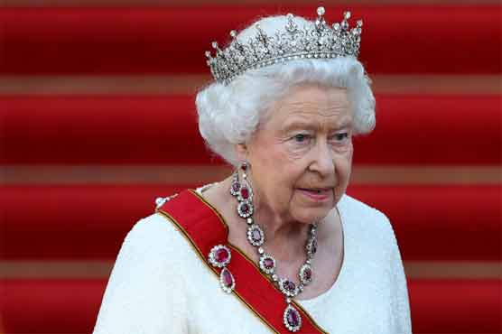 Queen goes low-key for record reign landmark 