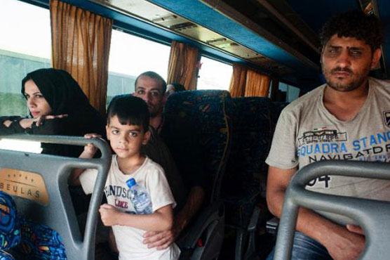 Quebec pledges to take in 3,650 Syrian refugees: minister 