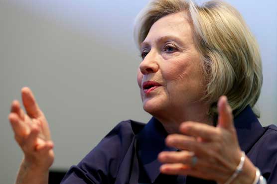 Clinton apologizes for use of private email account