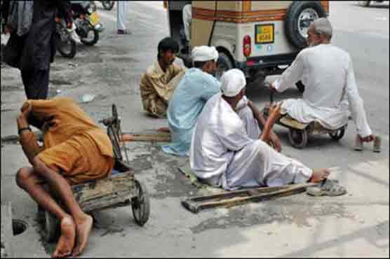 District administration launches crackdown against beggars in Lahore