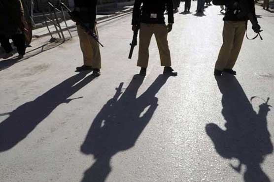 Police arrest three suspects, recover explosives near Taxila