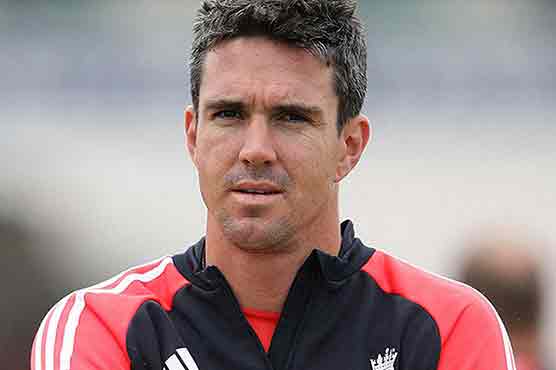 Pietersen signs for Durban Dolphins