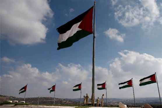 Palestinians allowed to raise flag at UN headquarters
