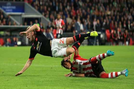Football: Broken leg for Shaw as United suffer nightmare at PSV