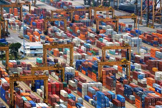 Exports fall tips Singapore closer to 'technical recession'