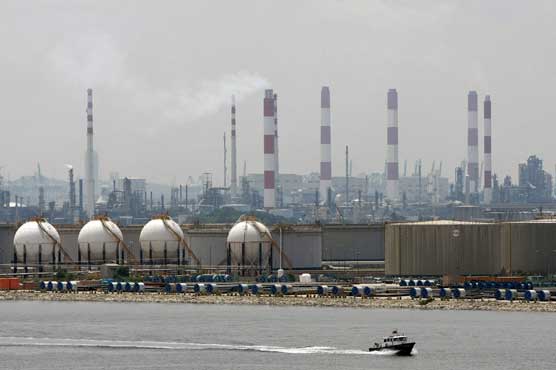 Oil prices mixed in Asia after Fed holds interest rates